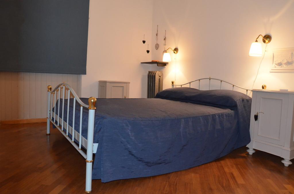 Apartmán Domus Sottoripa Janov Exteriér fotografie